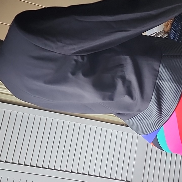 Calvin Klein - Picture 4 of 4